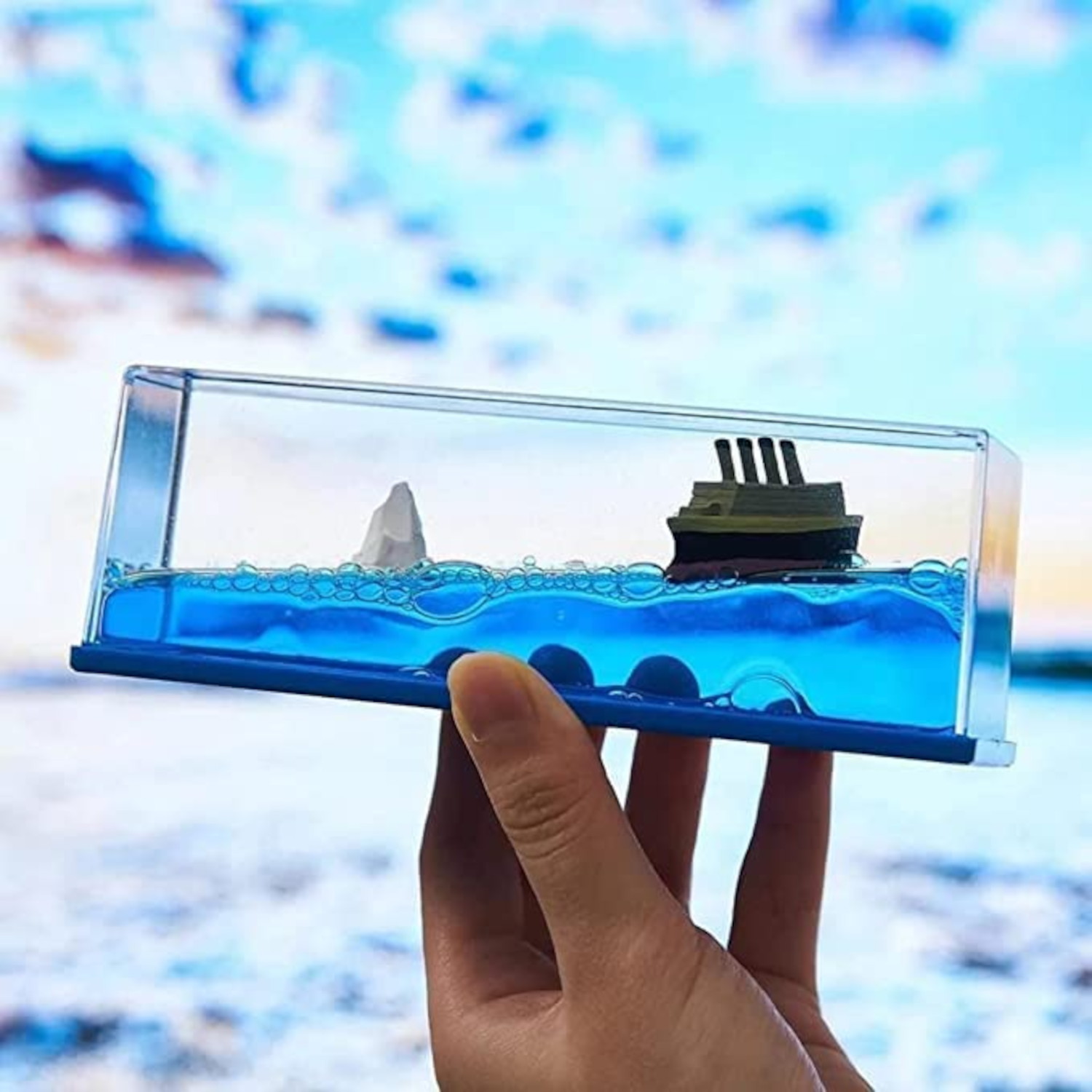 Unsinkable Miniature Liquid Bottle Decor – Titanic & Iceberg - Image 4